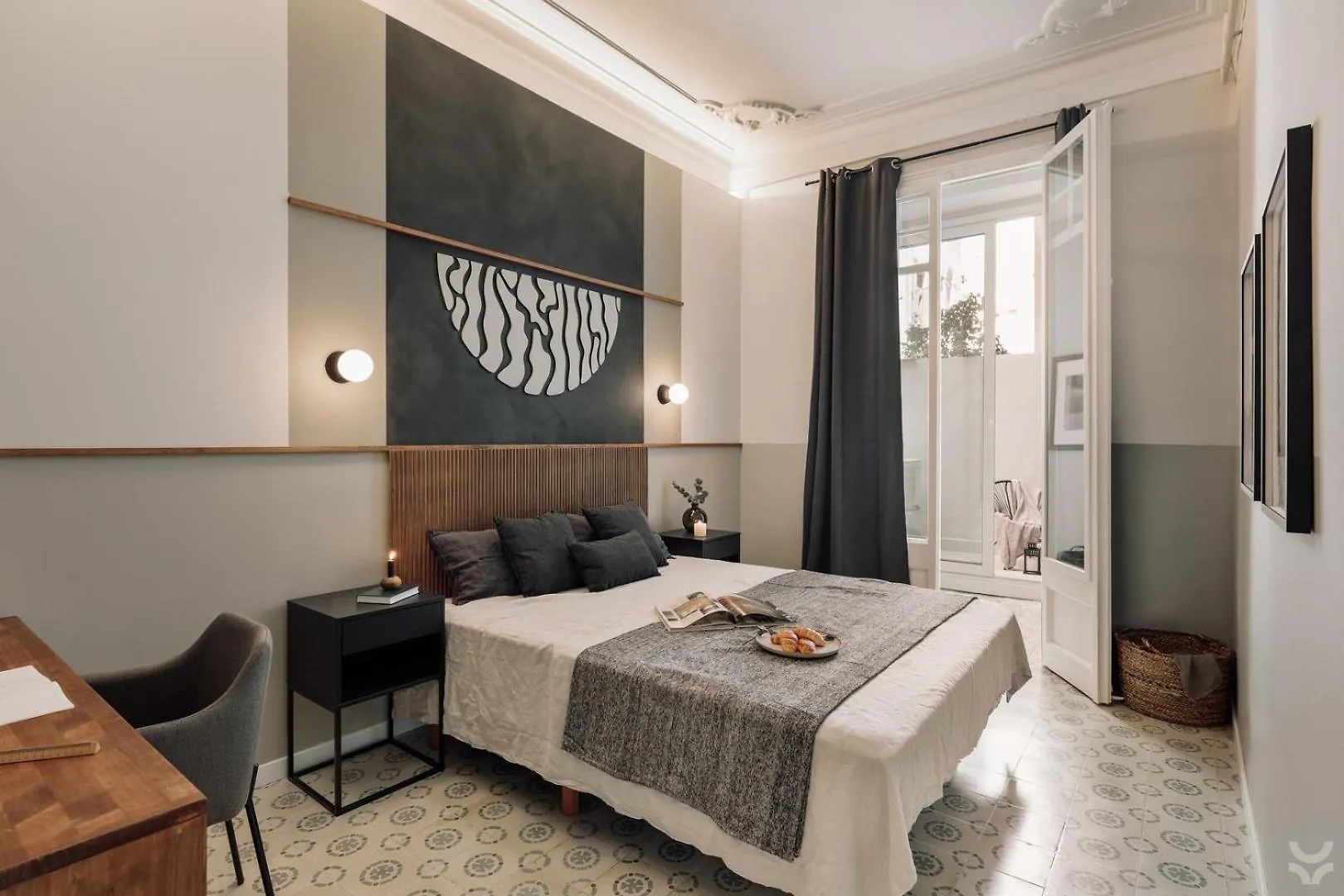 Halite - 2 Bedrooms, Terrace, And Balcony In Gracia Barcelona Apartment