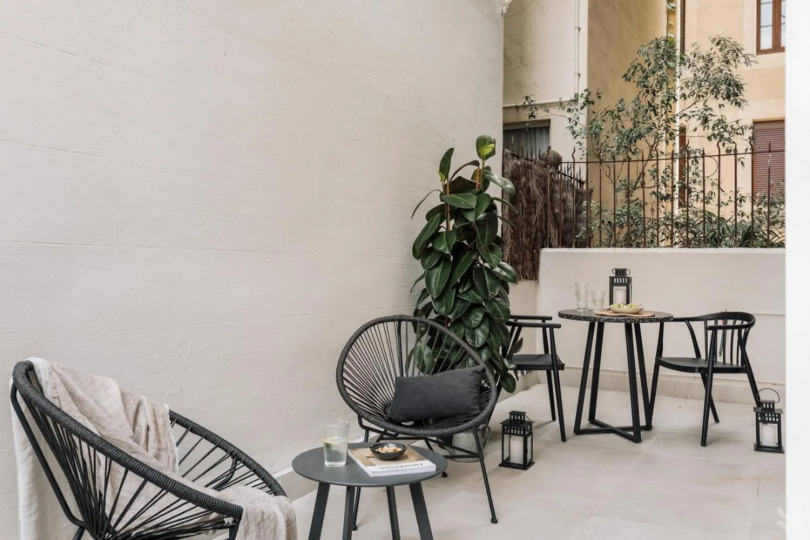 Halite - 2 Bedrooms, Terrace, And Balcony In Gracia Barcelona